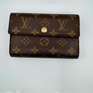 Louis Vuitton Dark Brown Monogram Wallet | Very Good Condition